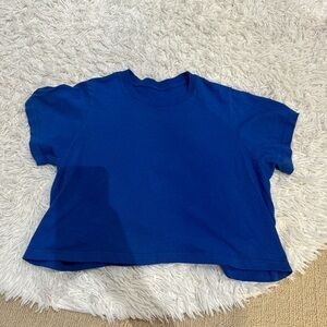 Set active blue tee